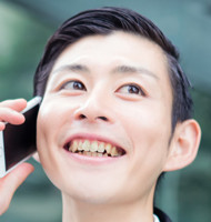 黄ばんだ歯の見た目年齢