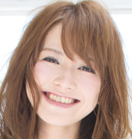 黄ばんだ歯の見た目年齢
